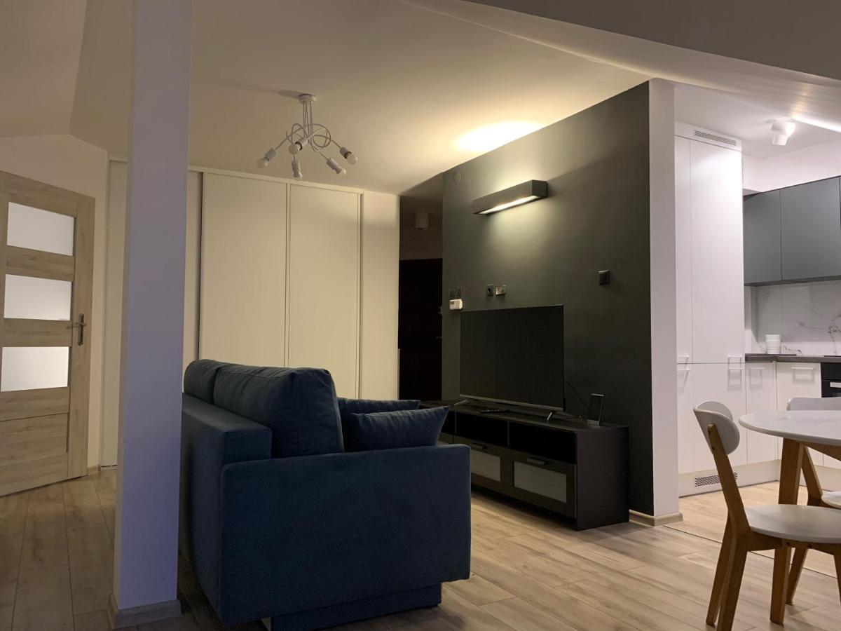 דירות אוסטרוב וילקופולסקי Apartament Pod Gwiazdami מראה חיצוני תמונה