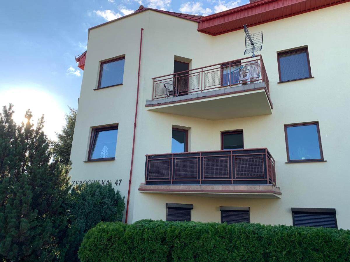 דירות אוסטרוב וילקופולסקי Apartament Pod Gwiazdami מראה חיצוני תמונה